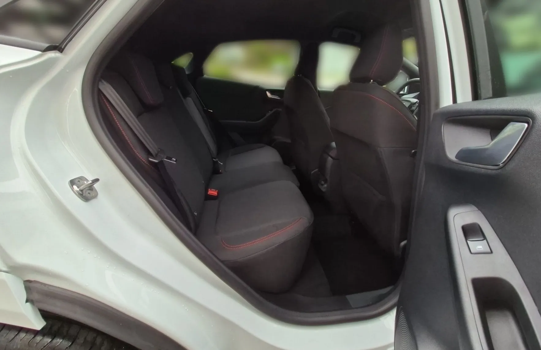 Zunanja slika - Ford Puma - ST-Line 1.0 EcoBoost 125PS mHEV A7-TESTNO VOZILO - 13