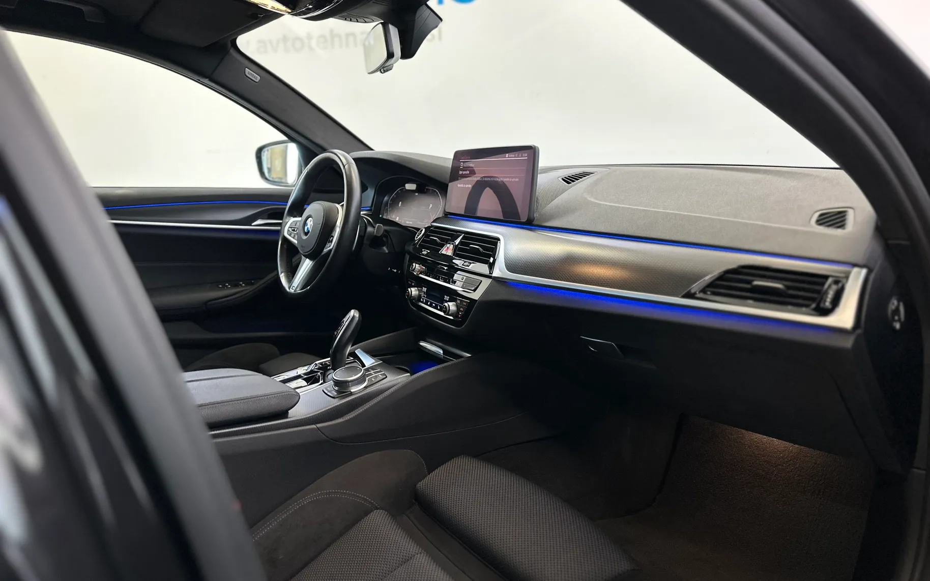 Zunanja slika - BMW Serija 5 - M5 Touring - 7