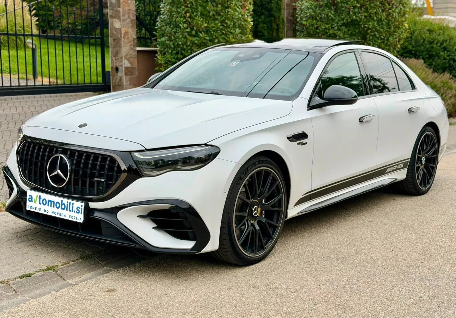 Zunanja slika - Mercedes-Benz E-Razred - AMG E53 4MATIC+ EDITION 1 - FULL - 1