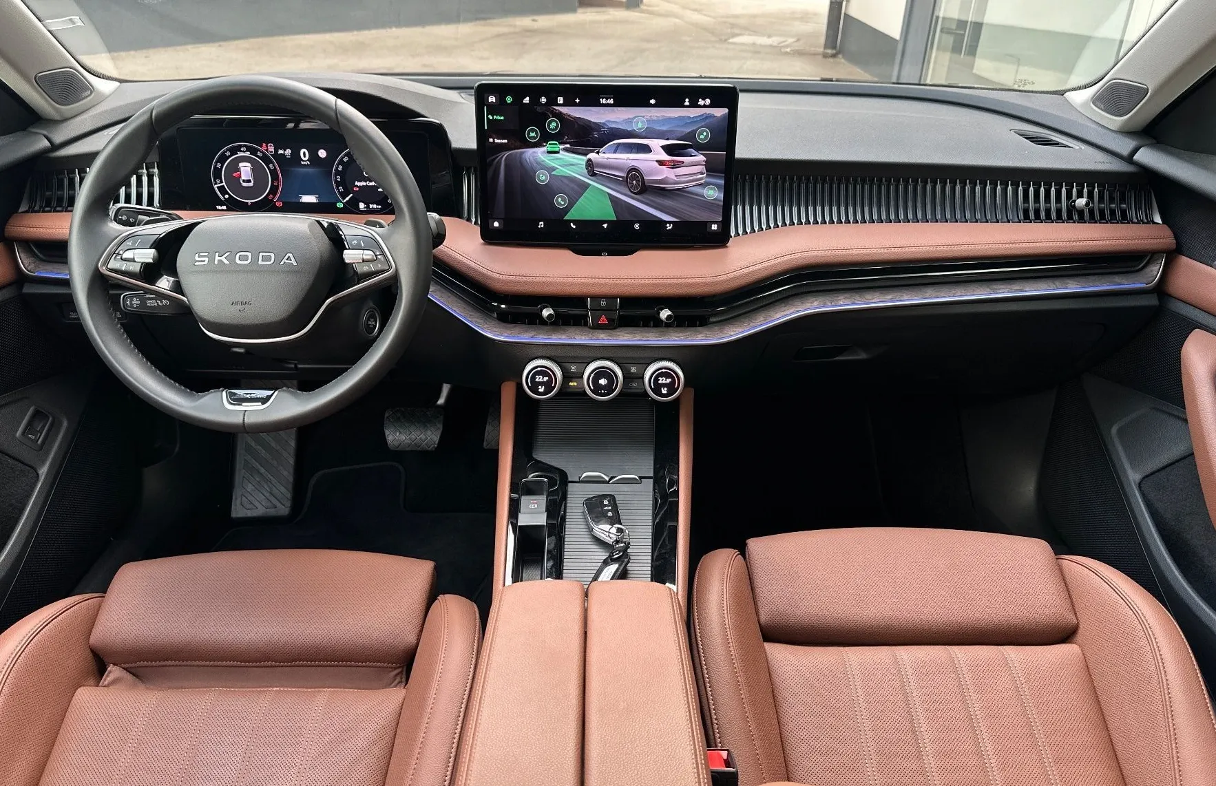 Zunanja slika - Škoda Superb - Combi L K 2.0 TSI DSG - 9