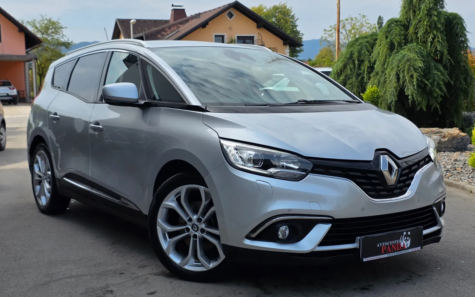 Zunanja slika - Renault Scénic - Grand  dCi 110 Energy Zen - 6