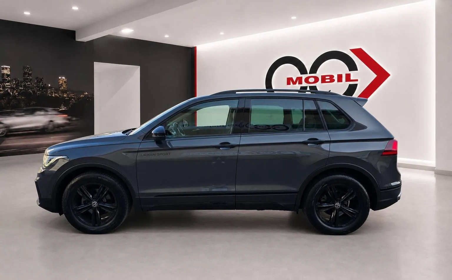 Notranja slika - Volkswagen Tiguan - Urban Sport 2.0 TDI DSG- Matrix.pano.HarmanK.asist - 8