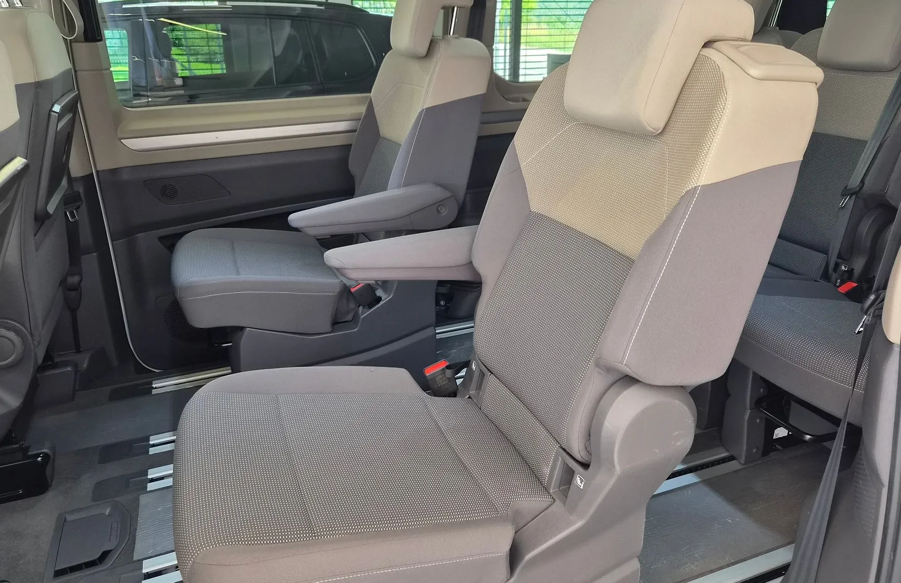 Zunanja slika - VW Multivan - T7 2.0 TDI REZERVIRANO|LED|ACC|MRTVI KOT|VIRTUAL - 8