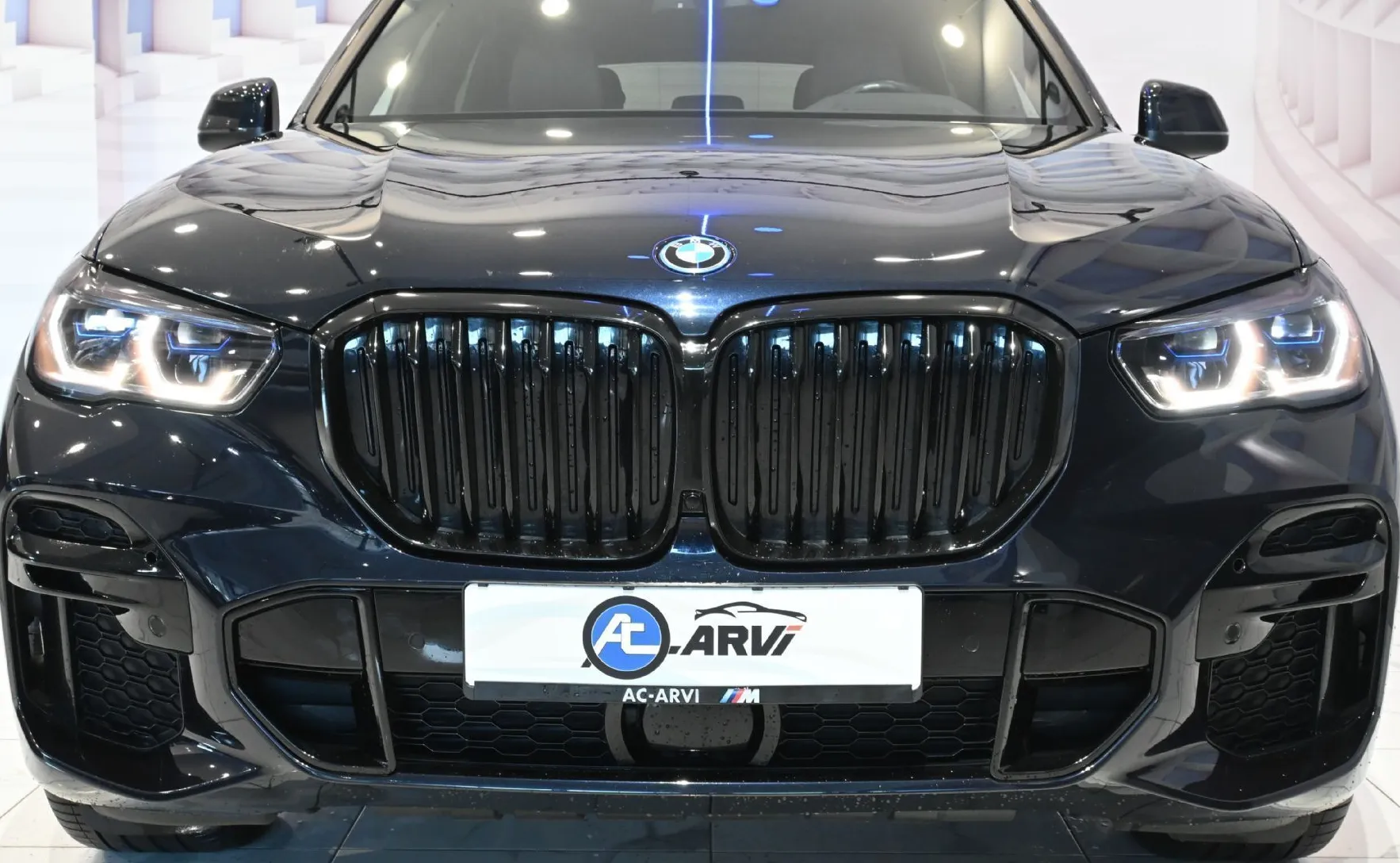 Zunanja slika - BMW X5 - serija : xDrive45e Avt..-M.SPORT-ZRAČNO-RADAR-KAM-HIFI-IN - 2