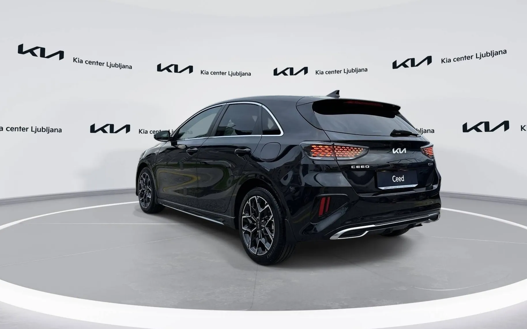 Zunanja slika - KIA Ceed - 1.5 T-GDI GT-line ISG DCT - 7