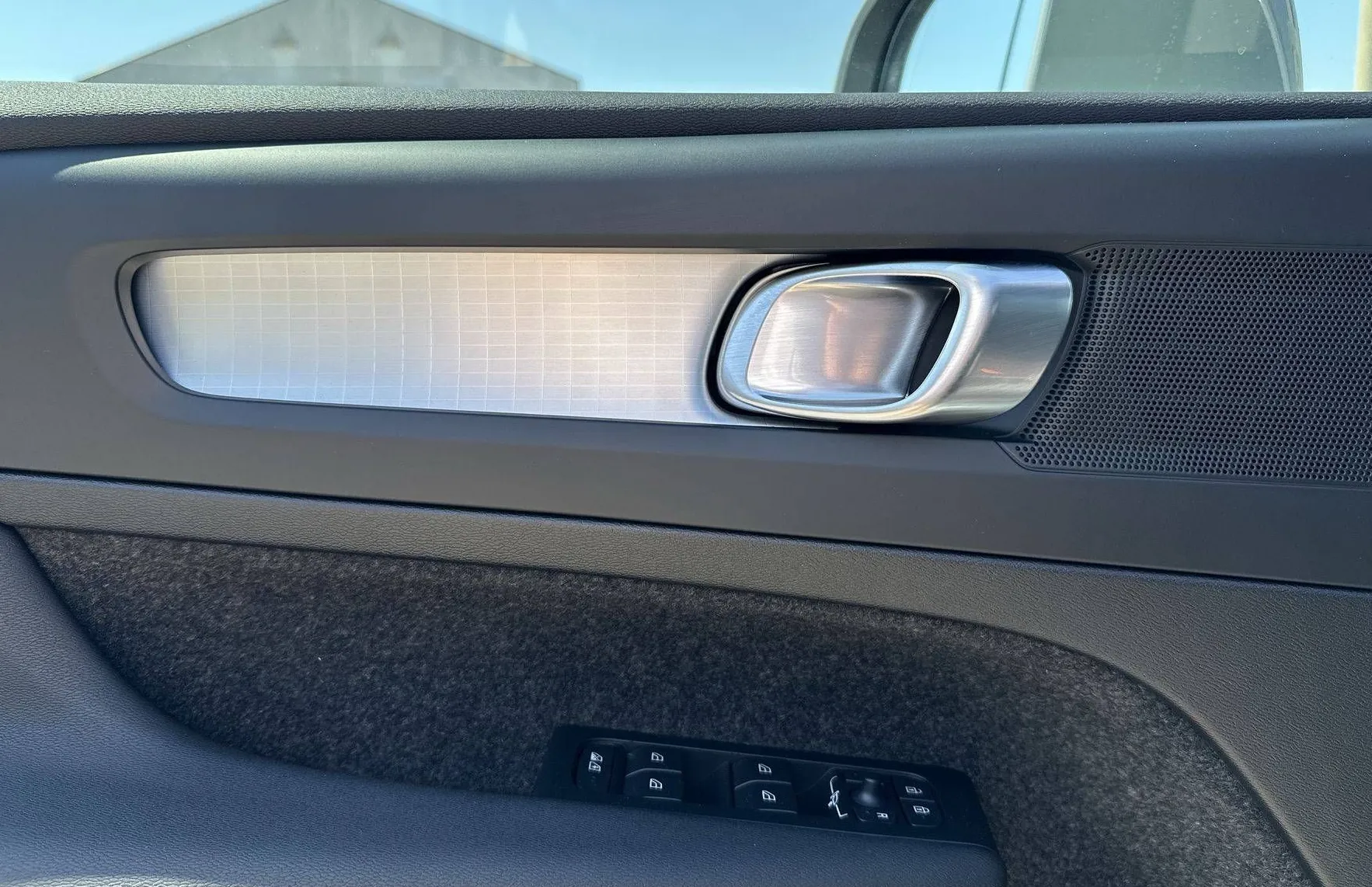 Zunanja slika - Volvo XC40 - B3P Core Avt. - 13