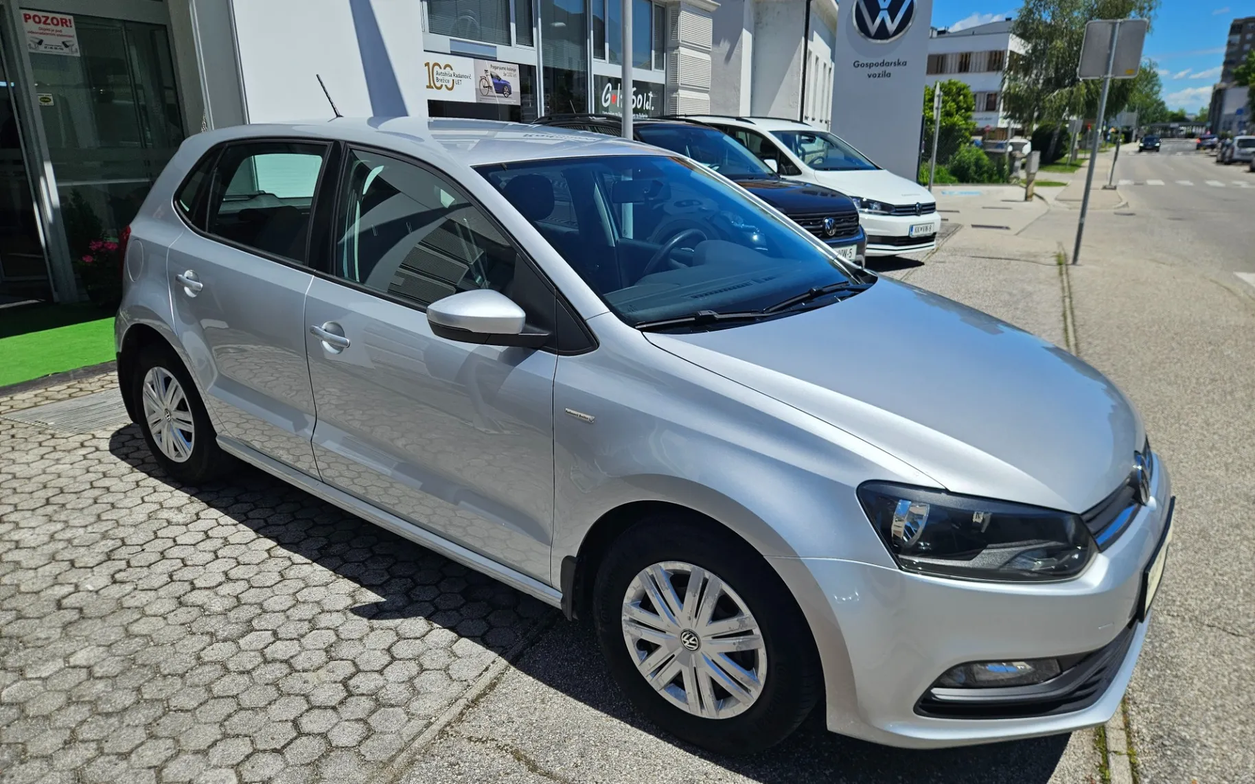 Zunanja slika - VW Polo - 1.2 TSI Trendline - 2