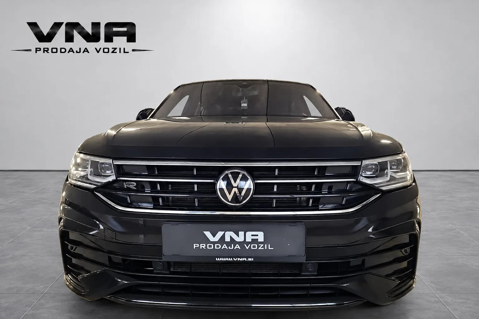 Zunanja slika - Volkswagen Tiguan Allspace - 4motion 2.0 TDI BMT R-Line DSG |VIRTUAL|KLJUKA|TOP - 2