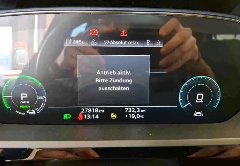 Zunanja slika - Audi e-tron - quattro 55 300kW.NEMŠKI.SAMO 27.000 KM.2023 LETNIK - 3