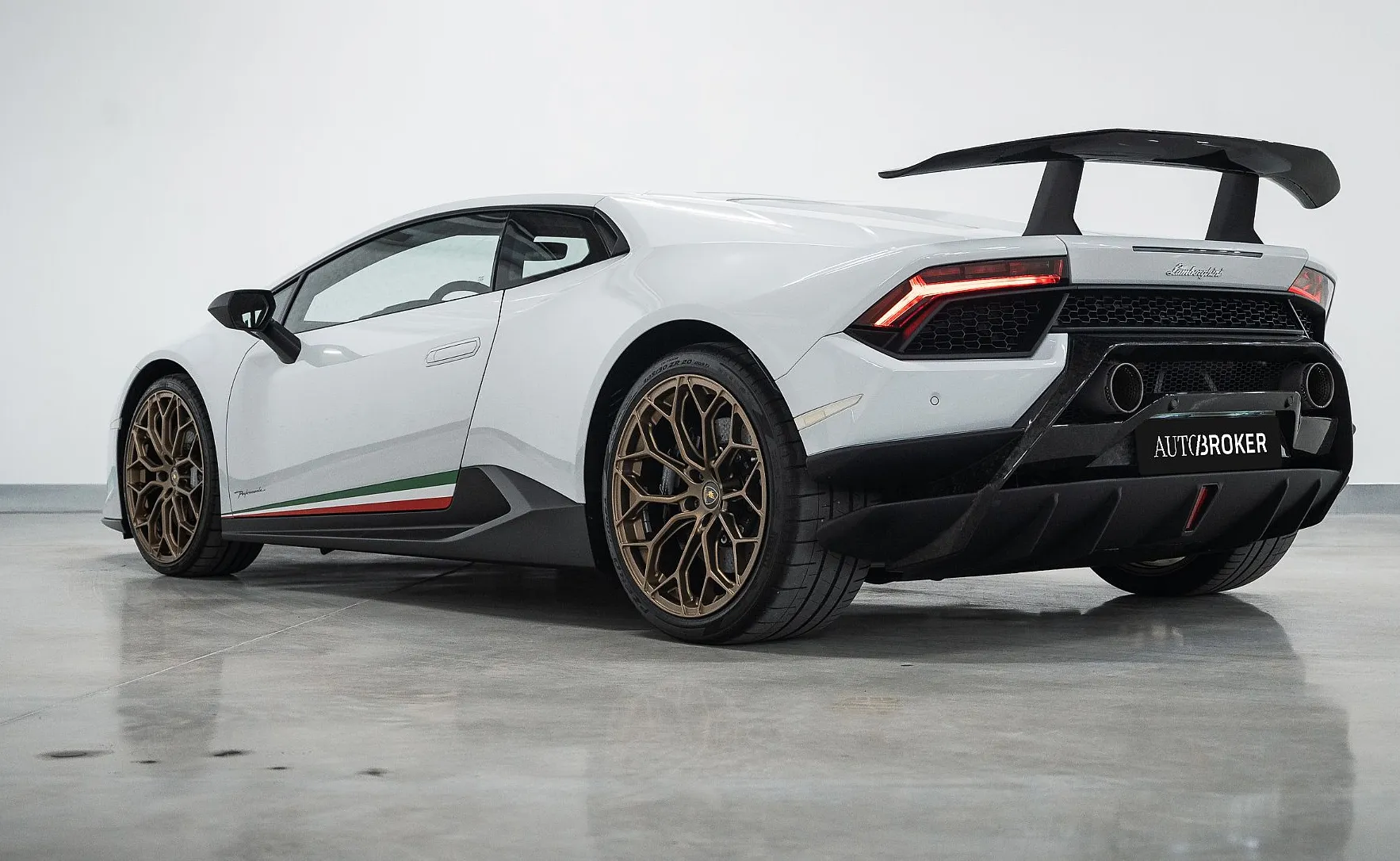 Zunanja slika - Lamborghini Huracan - Performante - 7