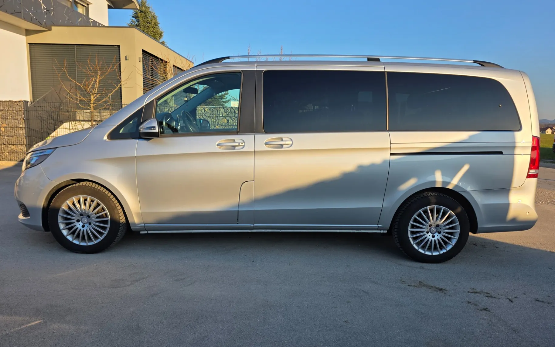 Zunanja slika - Mercedes-Benz V-Razred - Vito V 220 d 4MATIC dolgi Avt. - 2