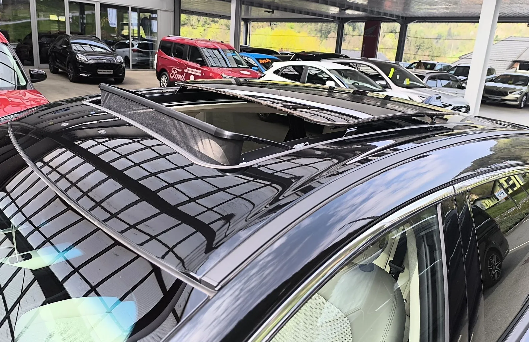 Zunanja slika - Vinfast VF8 - 87.7kWh AWD Plus 408PS-GRATIS POLNILNICA 22 KW - 13
