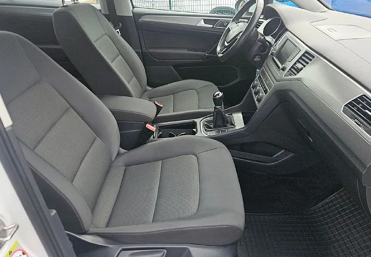 Zunanja slika - Volkswagen Golf - Sportsvan 1.2 TSI 110ks COMFOTLINE °2x PDC° °RADAR TEMPOMAT - 8