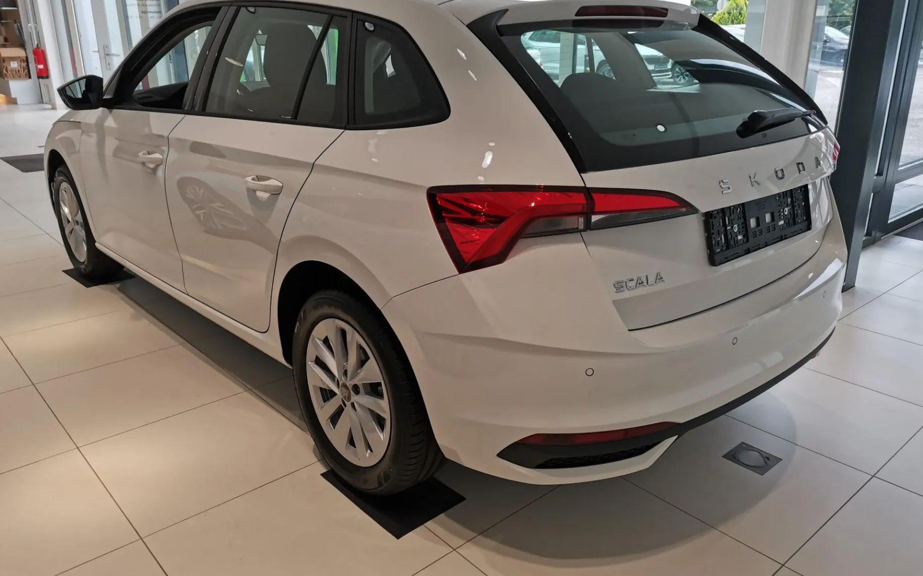 Zunanja slika - Škoda Scala - Selection 1.0 TSI 85 kW - 3