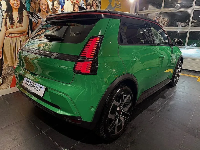 Zunanja slika - Renault 5 E-Tech Electric - Techno EV52 - 3