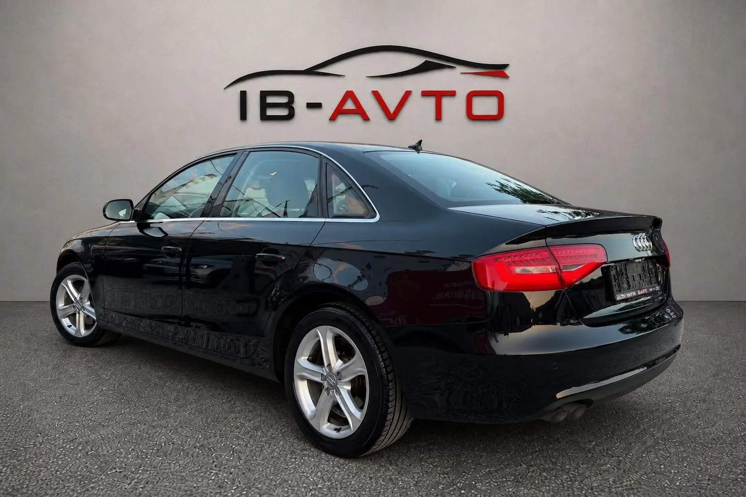 Zunanja slika - Audi A4 - 2.0 TDI 1- lastnik Servisna zgodovina - 3