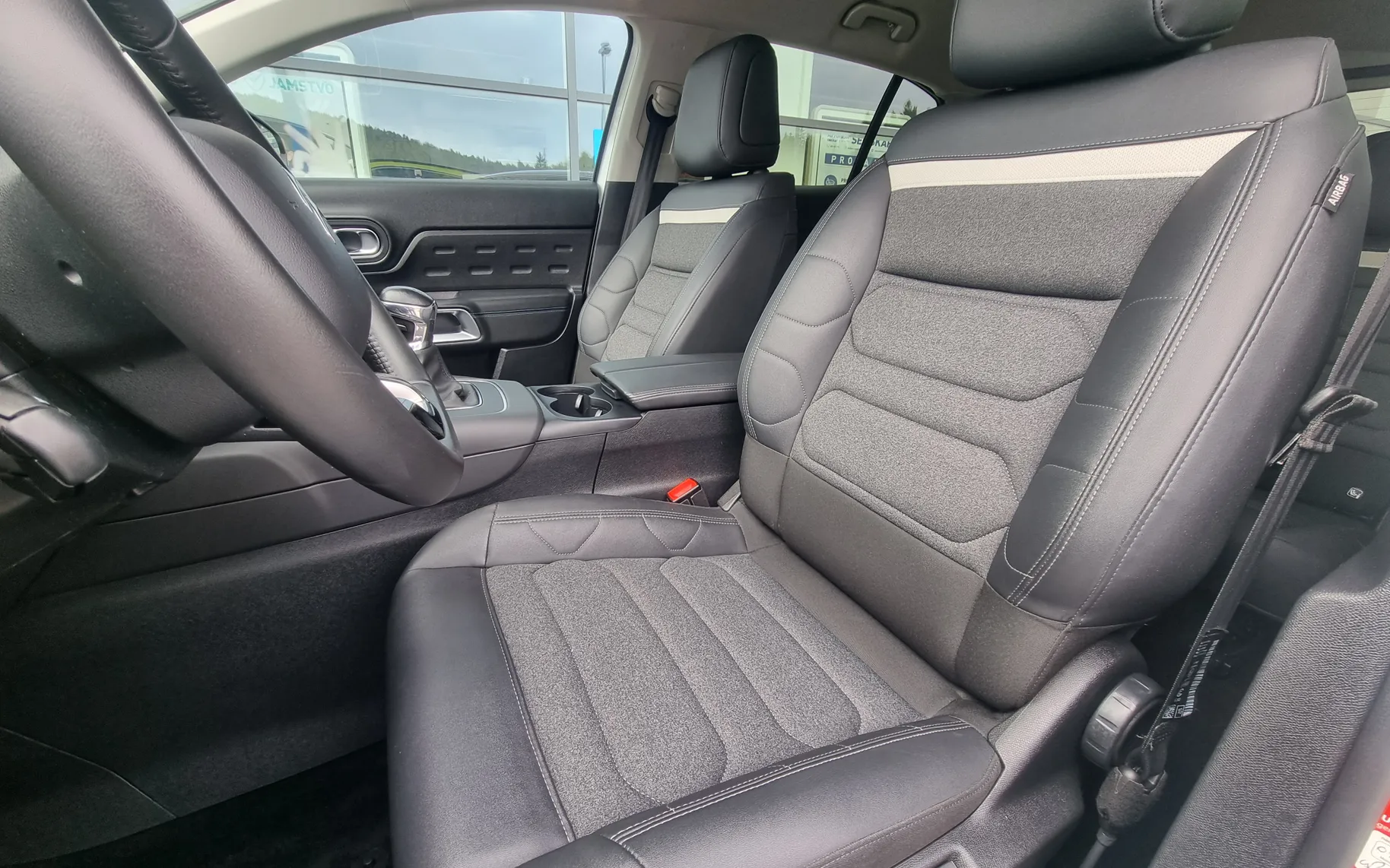 Zunanja slika - Citroën C5 - Aircross 1.2 PureTech 130 Plus - POTRJENA KNJIGA - FACELIFT - 11