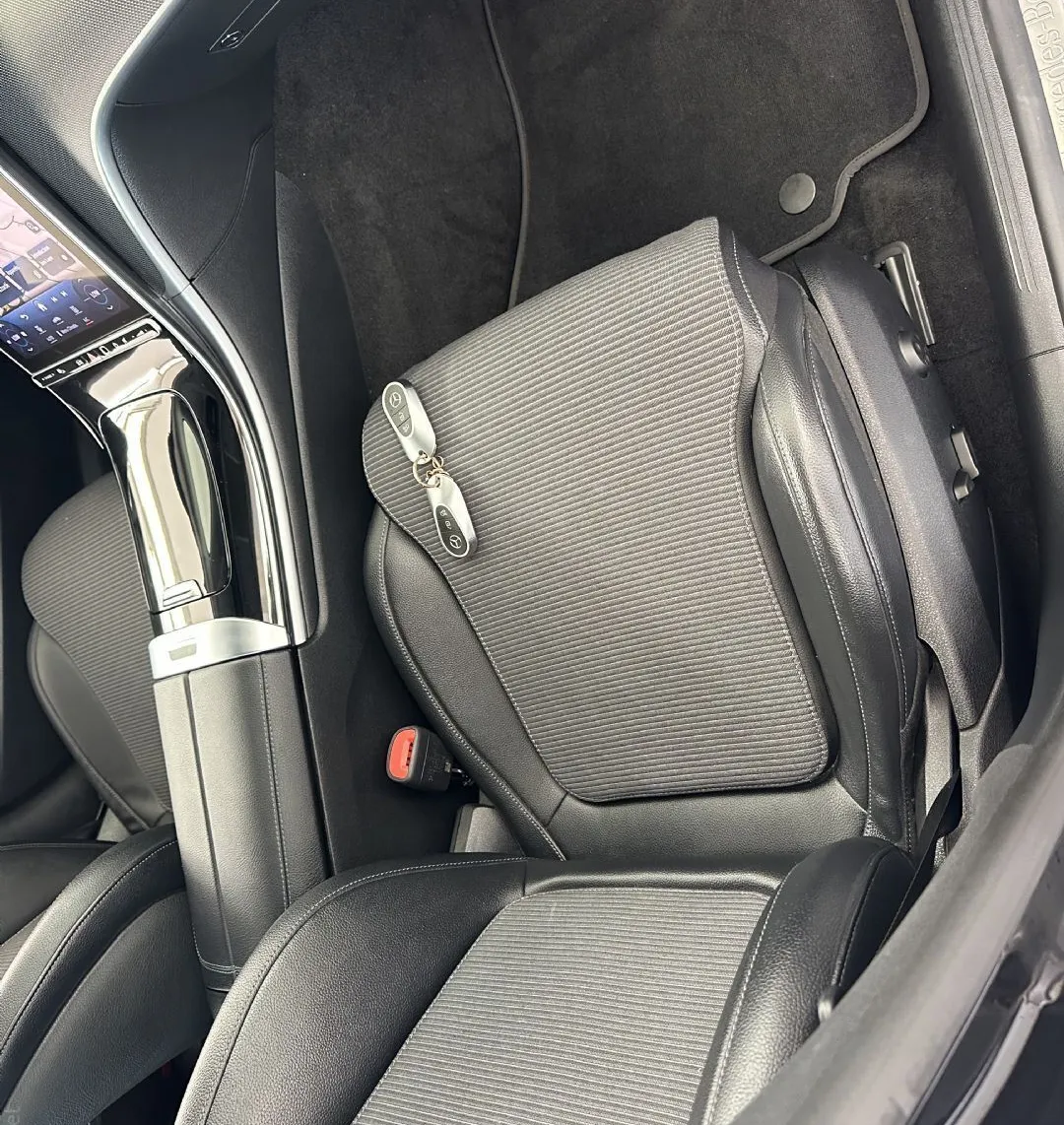 Zunanja slika - Mercedes-Benz C-Razred - C 220 d Avt.KAMERA.LEDNAVI.USNJE.ACC.SAMO 8.460 KM - 17