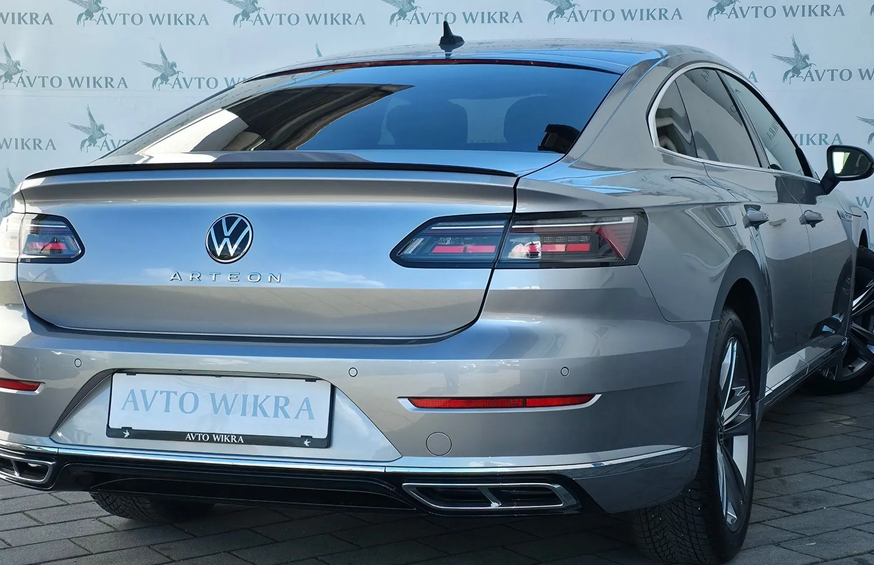 Zunanja slika - Volkswagen Arteon - 2.0TDI DSG R-Line IQ.MATRIX•ACC•GRETJE•KEYLESS•18C - 4