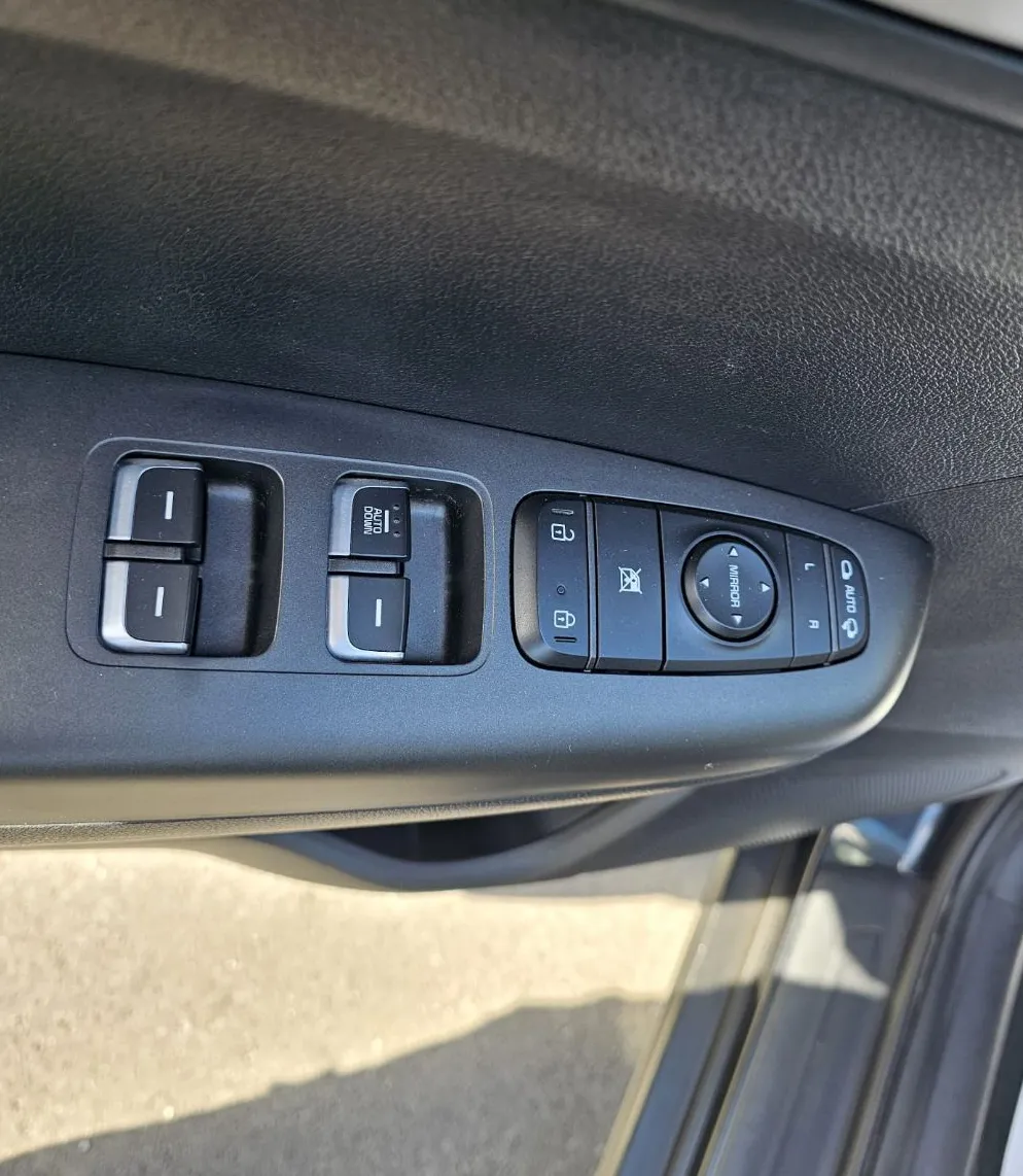 Zunanja slika - KIA Sportage - 1.6 CRDi 136 LX Edition DCT|NAVI|led|kamera|Assist - 10