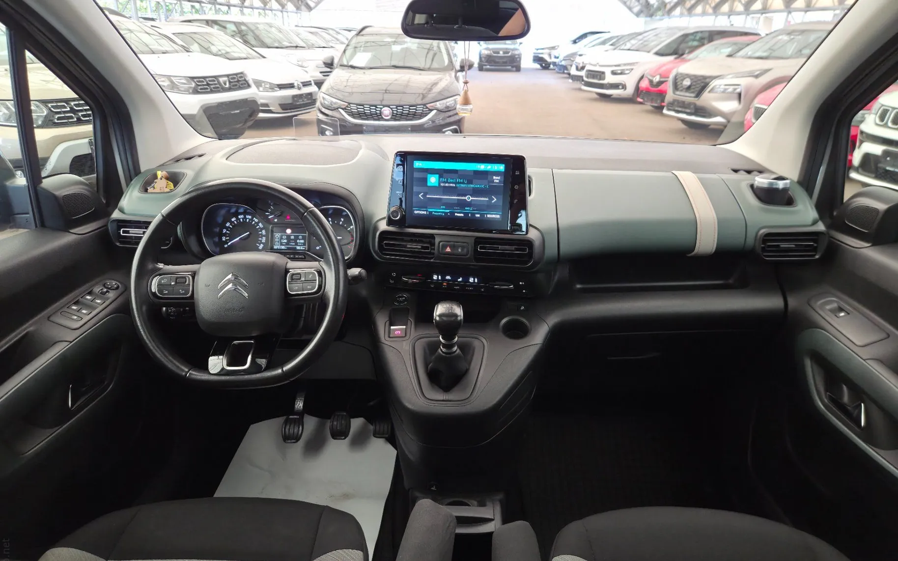 Zunanja slika - Citroën Berlingo - 1.5 BlueHDi 130 XTR 1.LASTNIK SLO. POREKLO - 13