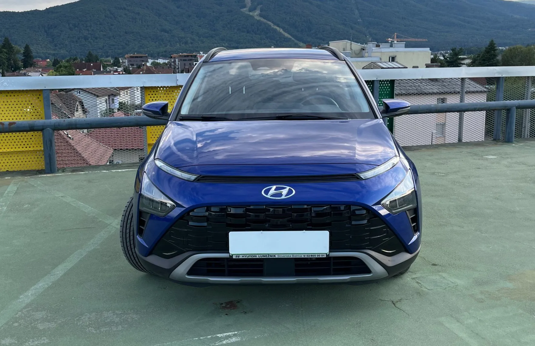 Zunanja slika - Hyundai Bayon - 1.0 T-GDI Style.LED.VZR.KAM.LANE AS.ACC 22.768 KM - 2