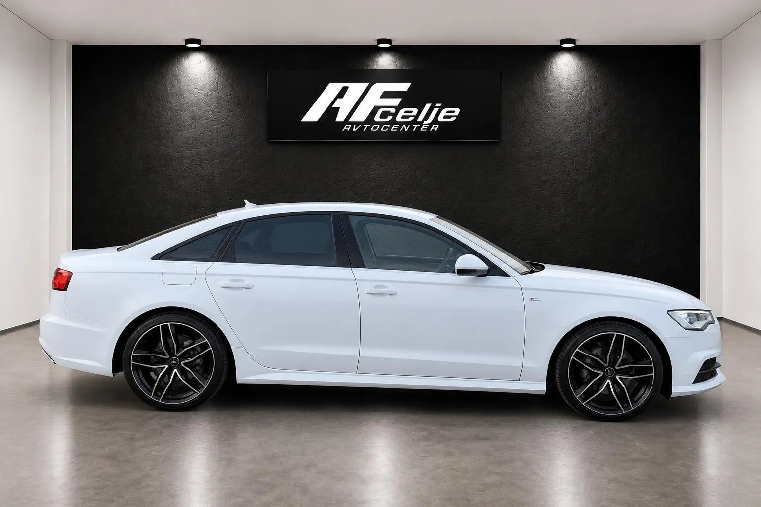 Zunanja slika - Audi A6 - 2.0 TDI-Q-4X4-AUT-136.000km-NAVI-LIZING ZA TUJCE- - 4