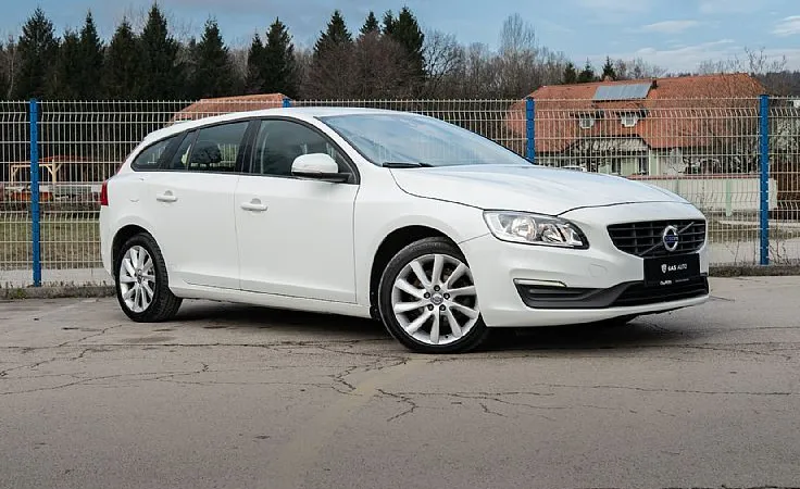 Zunanja slika - Volvo V60 - D4 A Business - 3