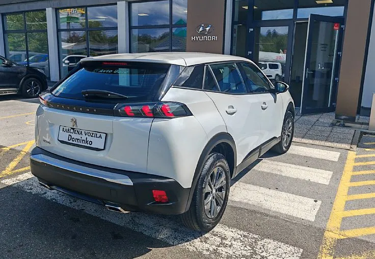Zunanja slika - Peugeot 2008 - 1.2 PureTech 130 S S Active Pack°°Velik servis°° - 5