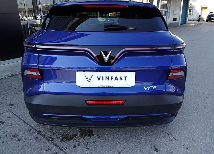 Zunanja slika - Vinfast VF6 - PLUS - 1.000 EUR DODATNEGA POPUSTA PRI MENJAVI - 4