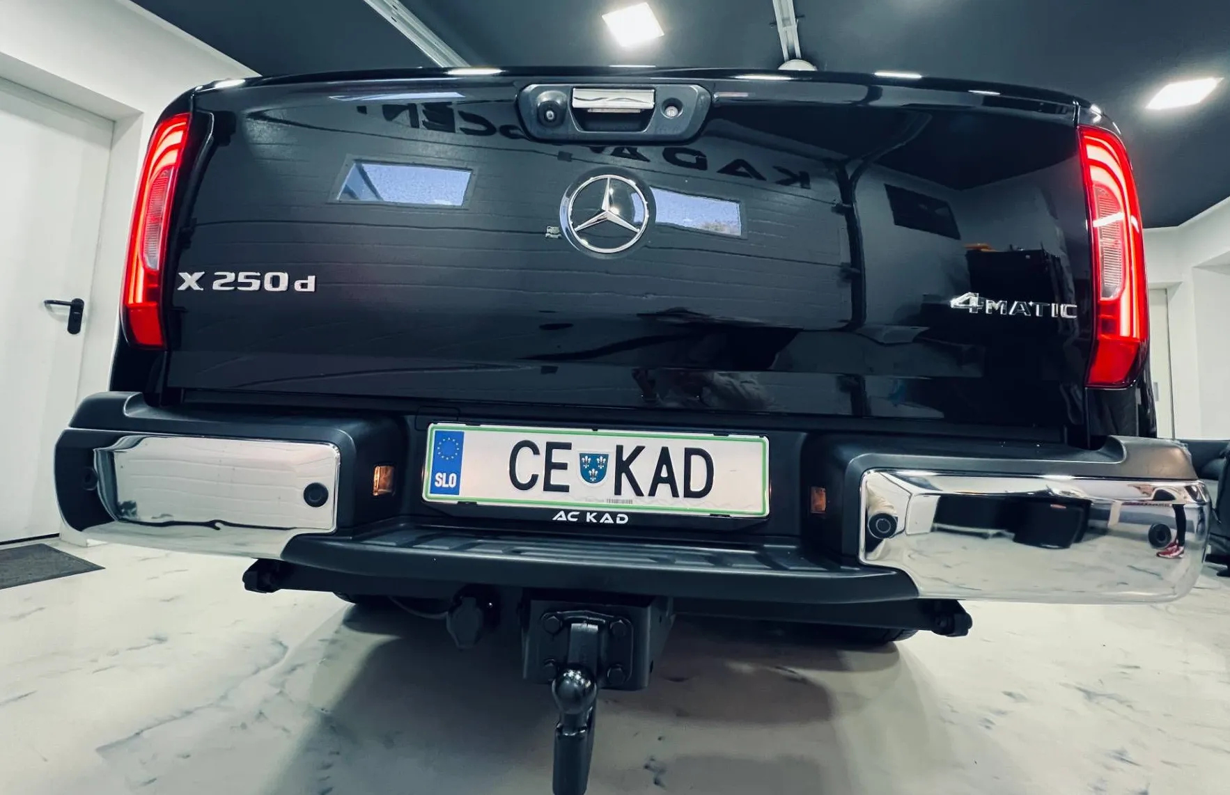 Zunanja slika - Mercedes-Benz X-Razred - 250 - 6