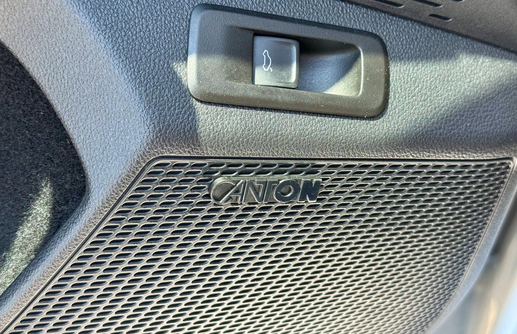 Zunanja slika - Škoda Octavia - Combi 2.0 TDI Style DSG WEBASTO ACC HEAD-UP - 17