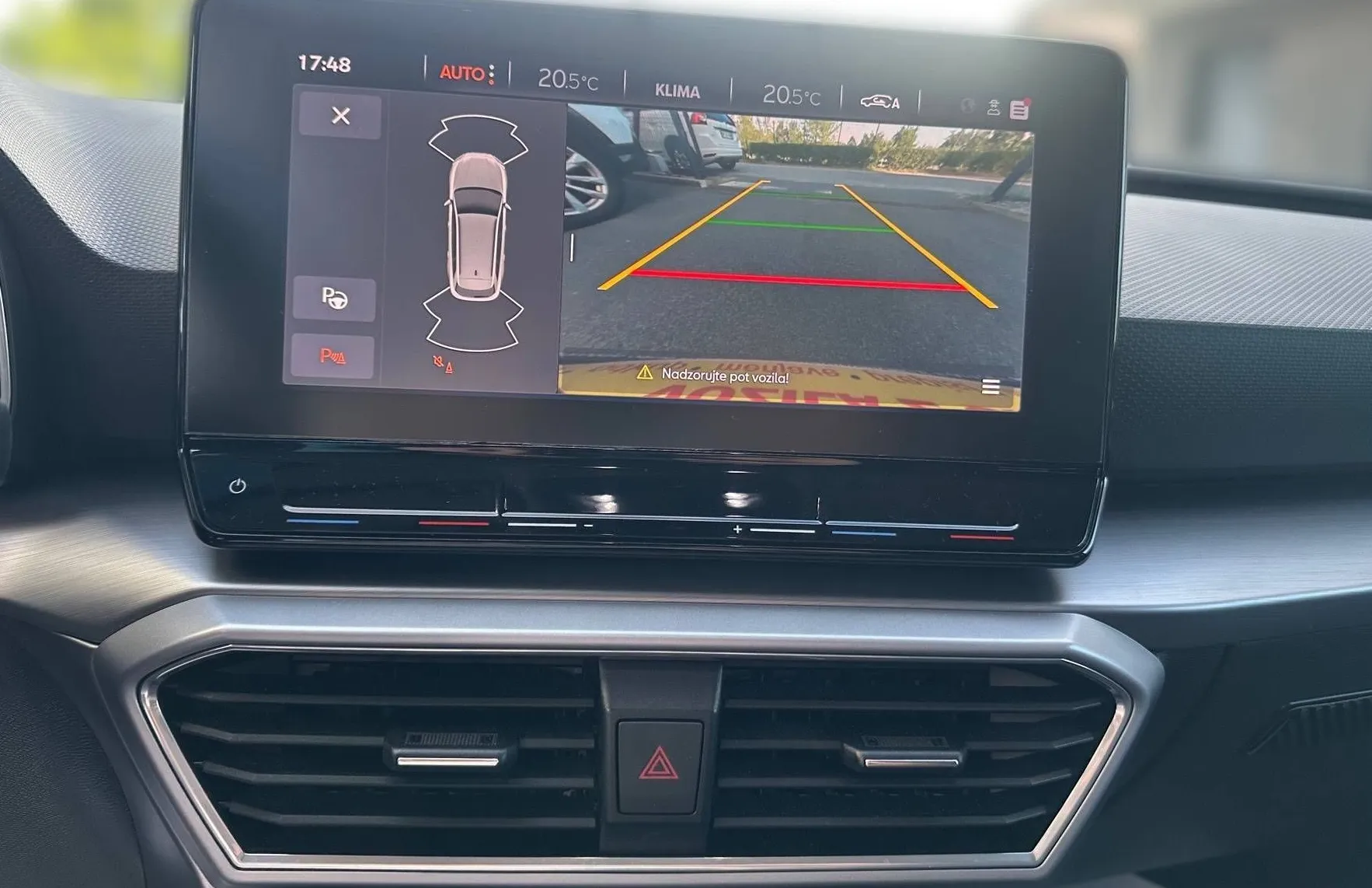 Zunanja slika - Seat Leon - ST 2.0 TDI FR LED ACC NAVI LINE ASIST VIRTUAL TOP - 16