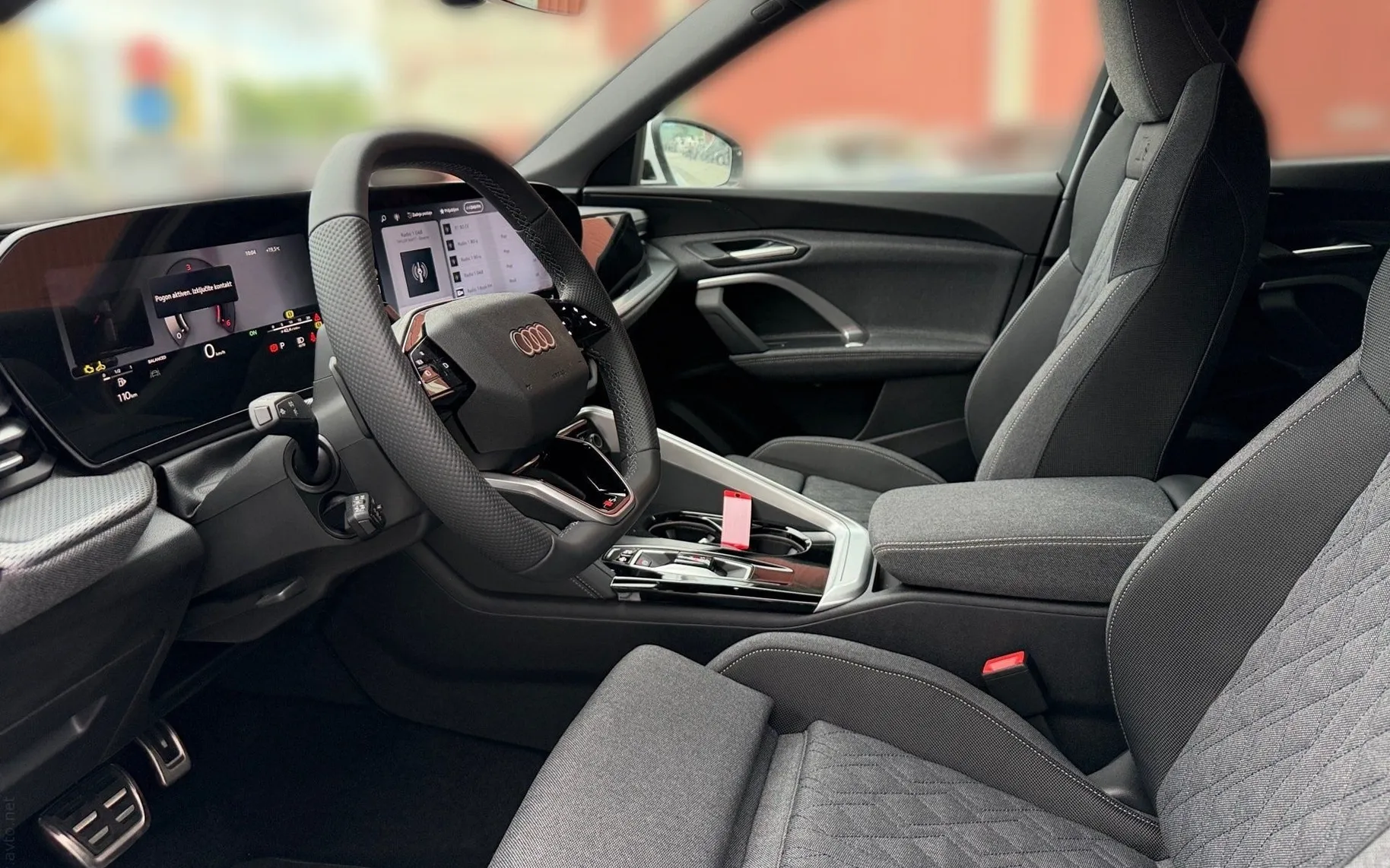 Notranja slika - Audi Q5 - TDI quattro 150 kW - 7