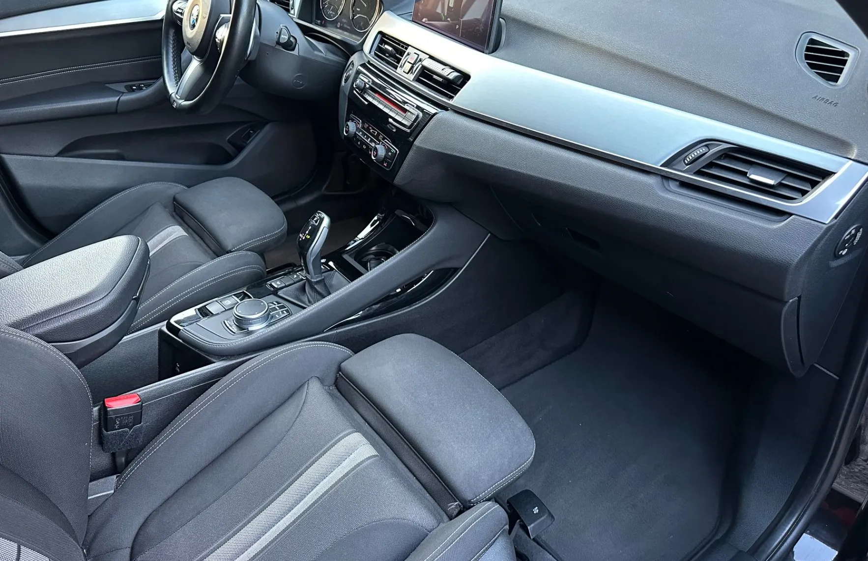 Zunanja slika - BMW X1 - serija : xDrive18d Sport Line-LED-KEYLESS-HUD-NAVI-VK... - 8