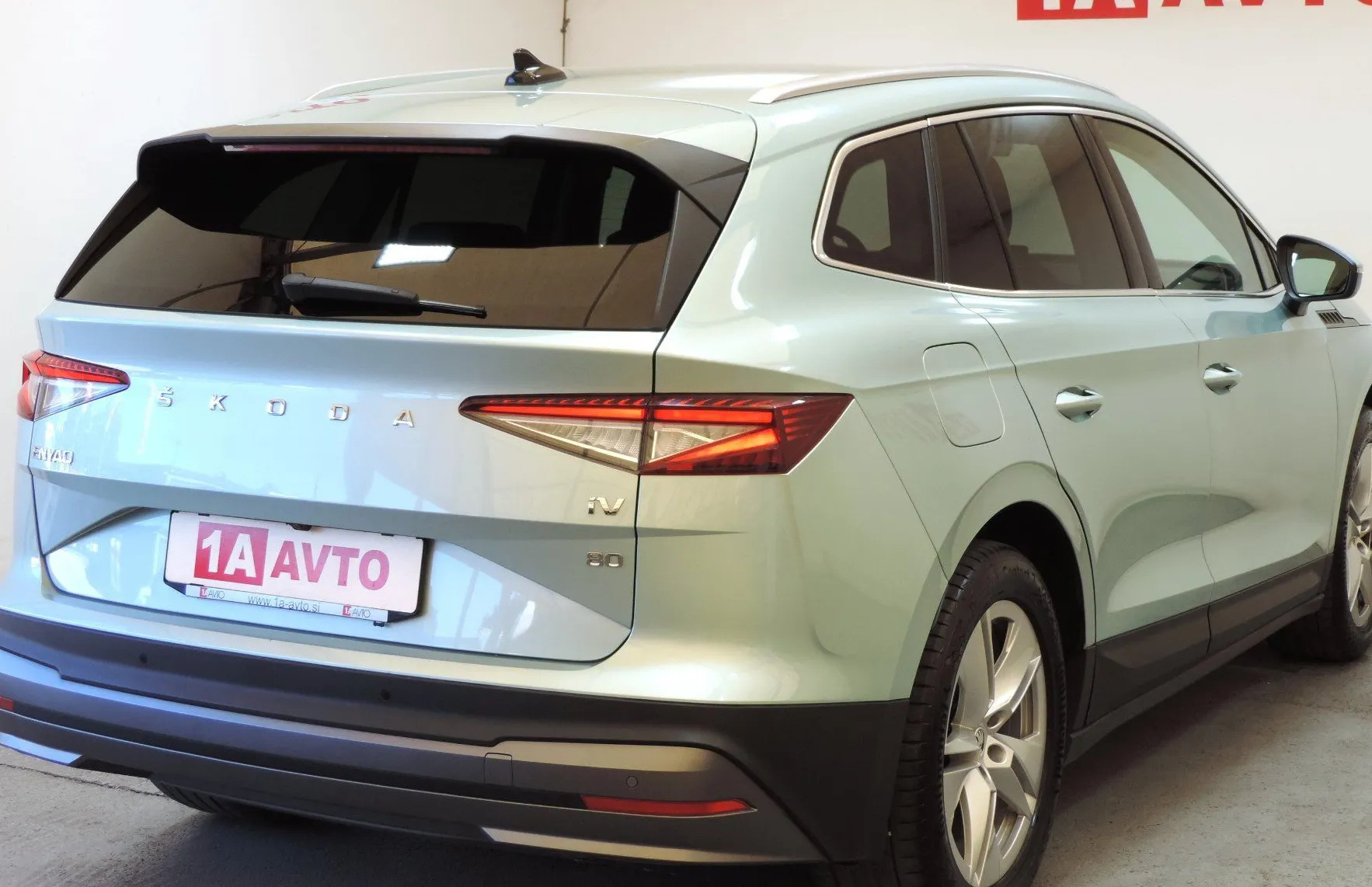 Zunanja slika - Škoda Enyaq - IV 80 USNJE-ACC-KAMERA-MRTVI KOTI - 5