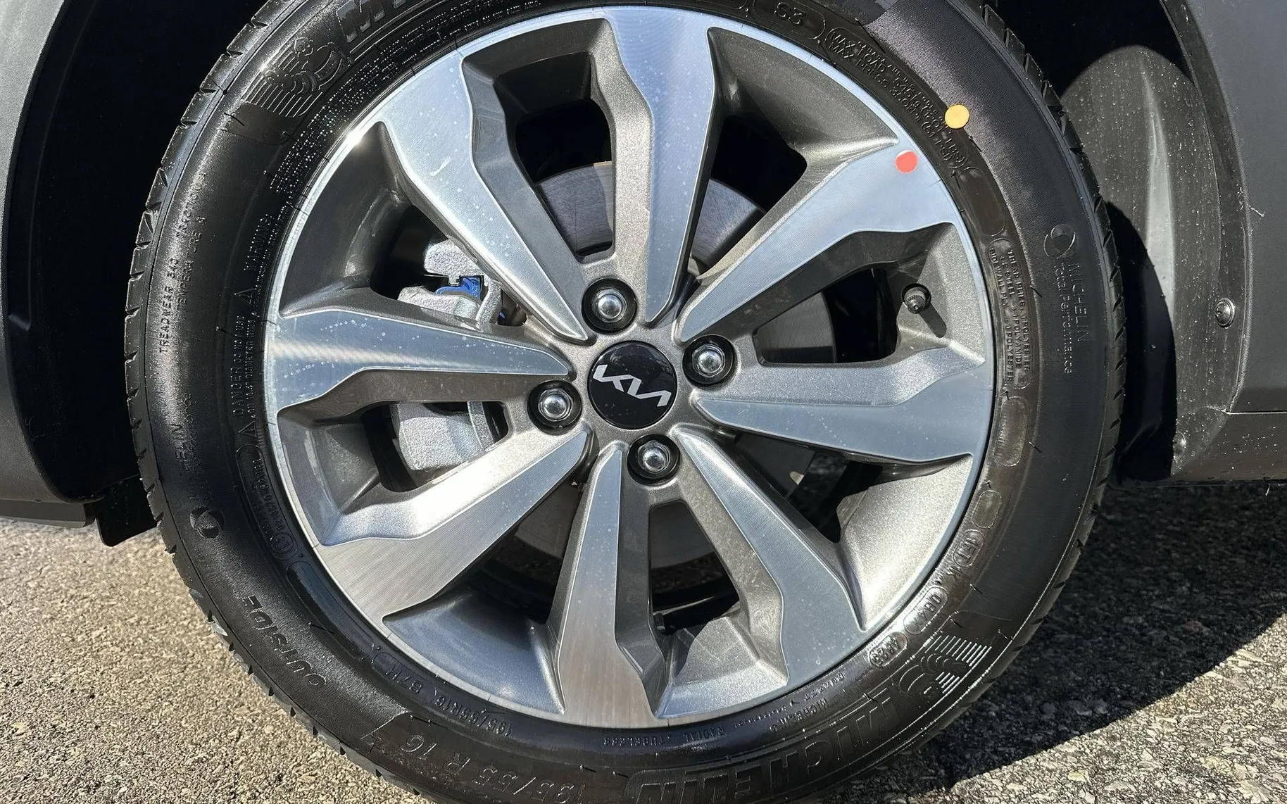 Notranja slika - KIA Stonic - 1.0 T-GDi LX Urban+ ISG DCT - 9