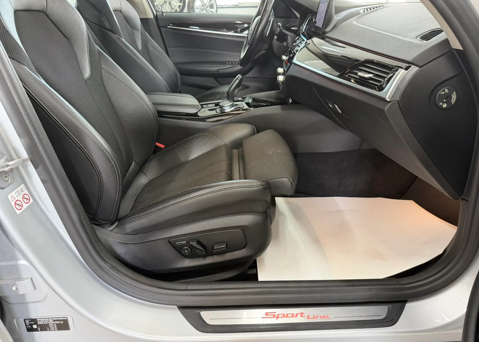 Zunanja slika - BMW Serija 5 - 520d xDrive Avt. - 7