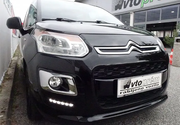 Zunanja slika - Citroën C3 Picasso - 1.2 Exclusive 1.LASTNIK VELIKI SERVIS FINANCIRANJE - 2