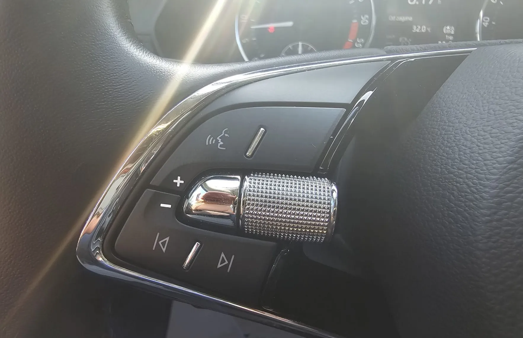 Zunanja slika - Škoda Octavia - 2.0 TDI Ambition|FuLED|alu|PDC|ACC|muktifunkcija|D - 15