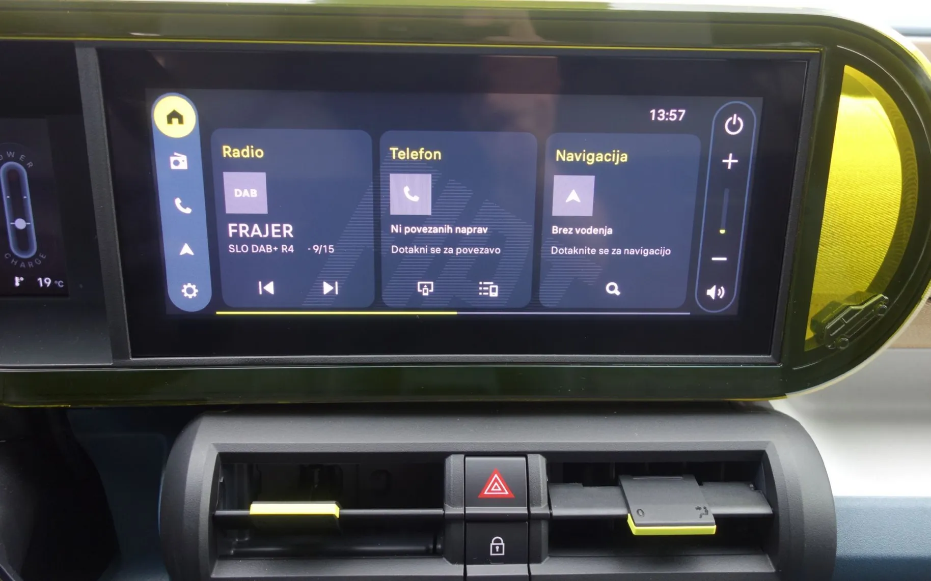Zunanja slika - Fiat Grande Panda - 1.2 110 e-Hybrid  AT La prima - 9