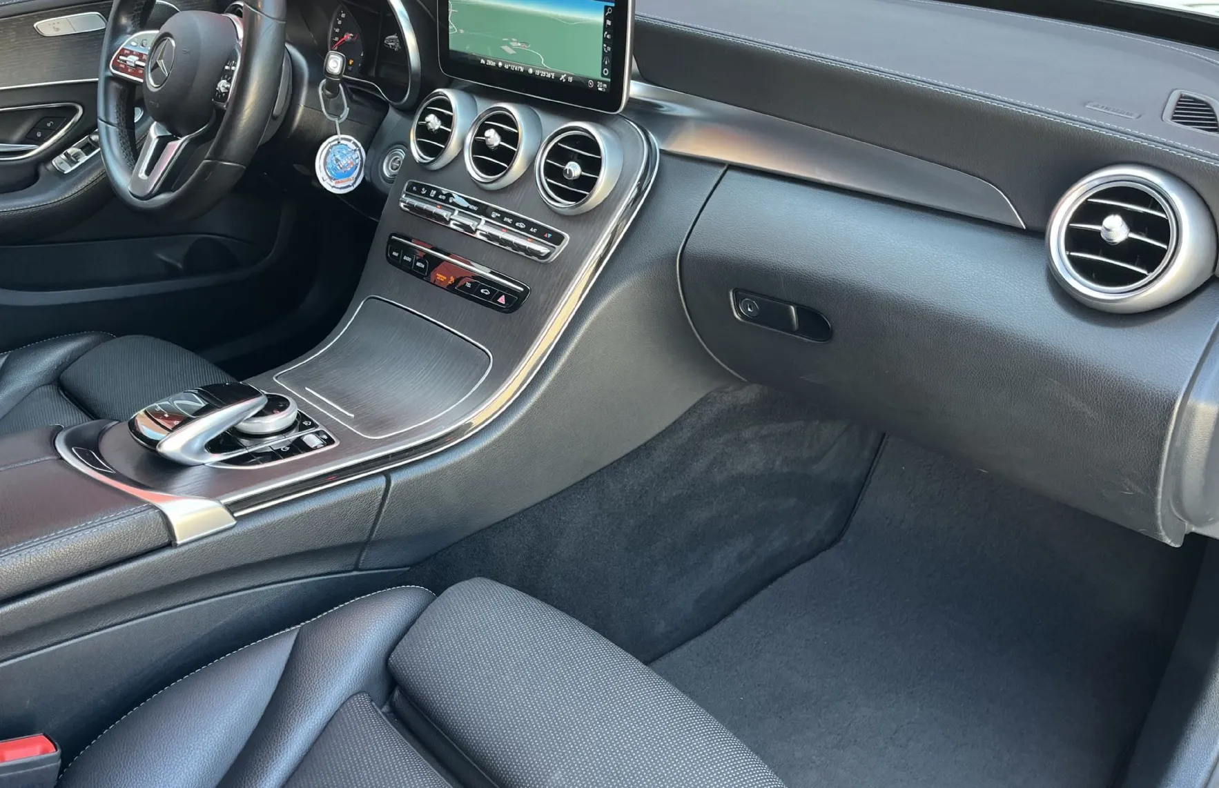 Zunanja slika - Mercedes-Benz C-Razred - C 200 d T Avantgarde Avt. - 12