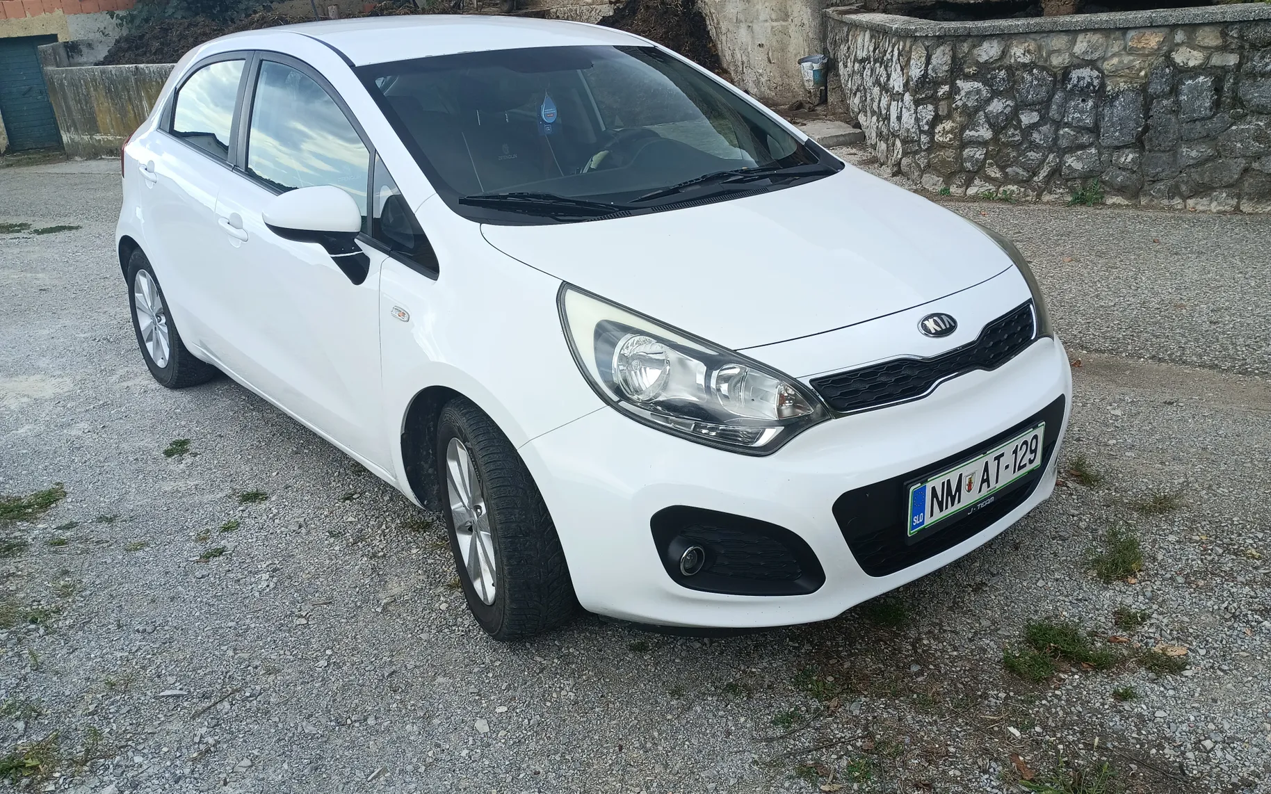 Zunanja slika - KIA Rio - 1,4 CRDi EX Fun - 8