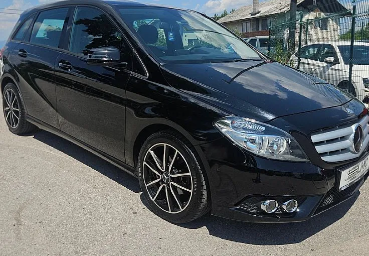 Zunanja slika - Mercedes-Benz B-Razred - B 180 CDI 109ks °2.LASTNIK° °NAVIGACIJA° °2X PDC° - 4