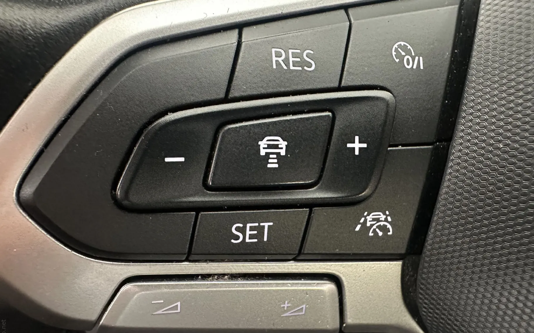 Zunanja slika - Volkswagen Passat - 1.5 TSI avt. 110kW.NEMŠKI+4GUME.KAMERA.LED.NAVI - 5
