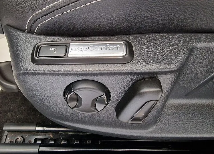 Zunanja slika - VW Passat - Variant 2.0 TDI BMT SCR|4MOTION|R-LINE|KAMERA|LED|VIRTUAL| - 11