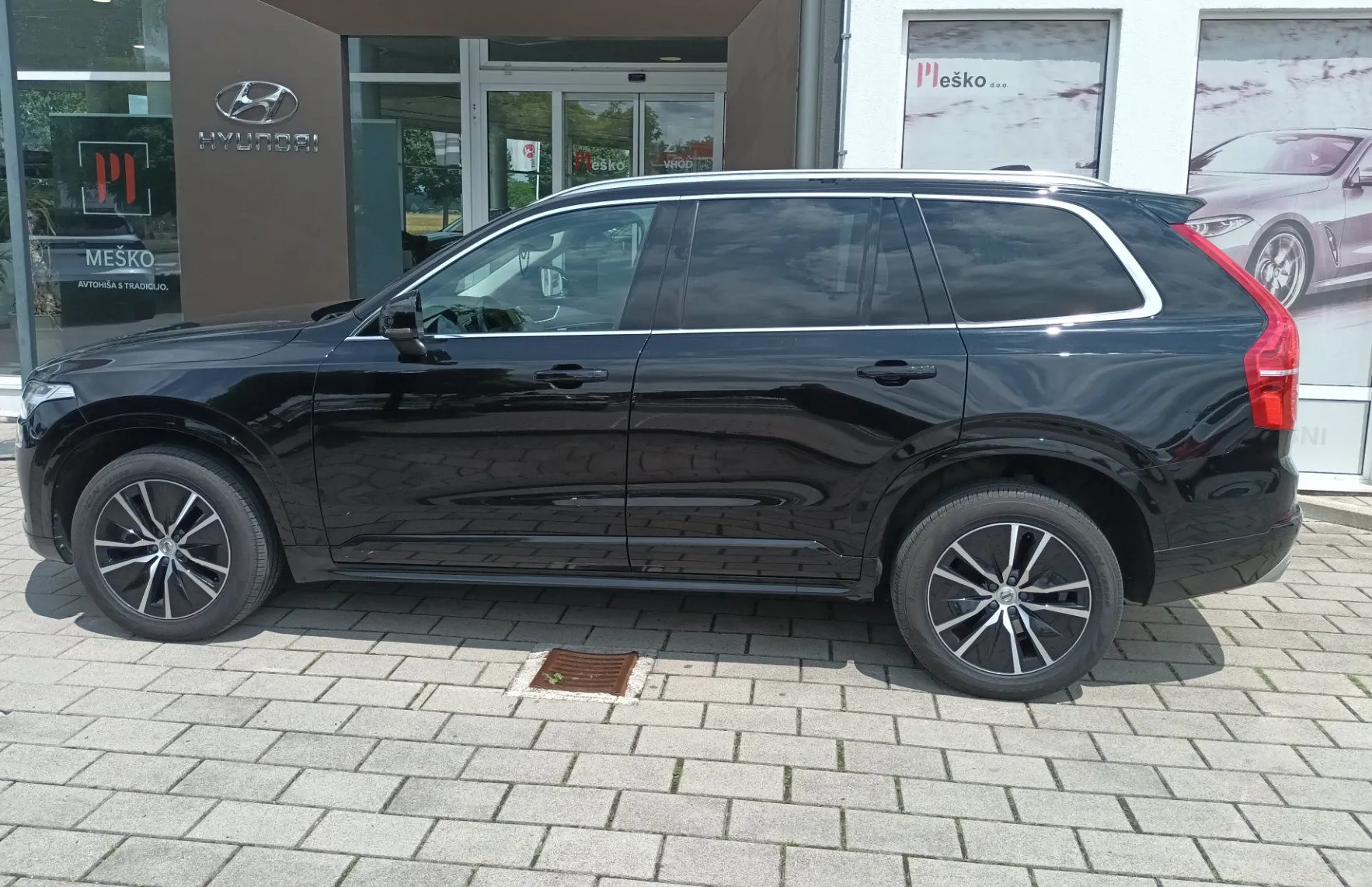 Zunanja slika - Volvo XC90 - B5D AWD Momentum Avt. - 3
