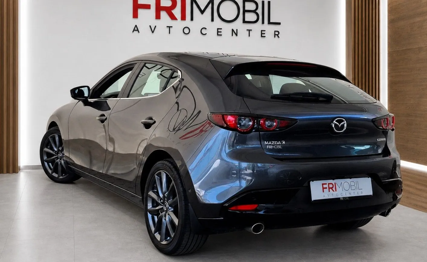 Zunanja slika - Mazda Mazda3 - Plus•KAM360•BOSE•XENON•MEMORY•HEAD-UP•ALU18COL• - 3
