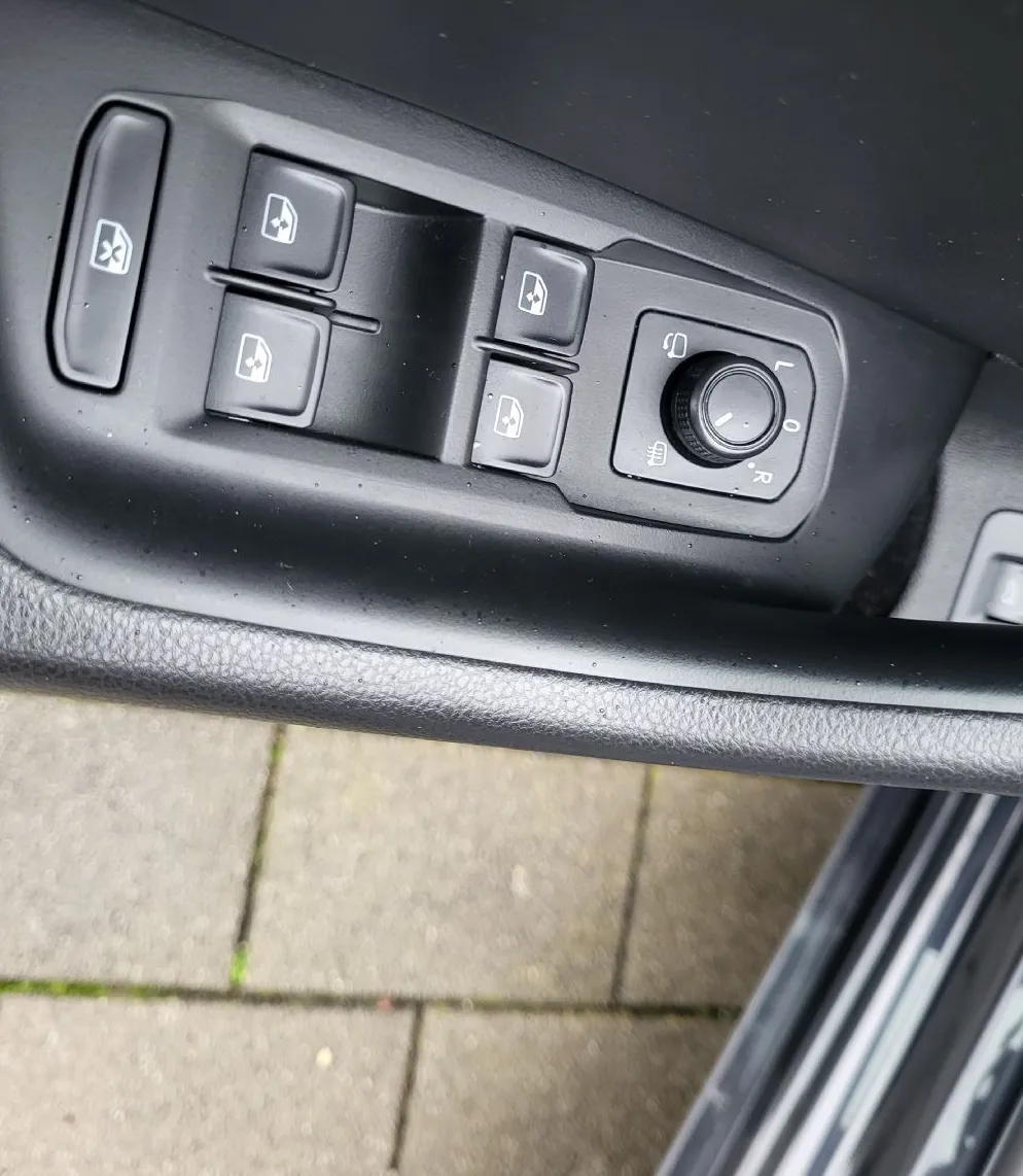 Zunanja slika - Volkswagen Arteon - 2.0 TDI 4MOTION avt. 140kW R-Line - 11