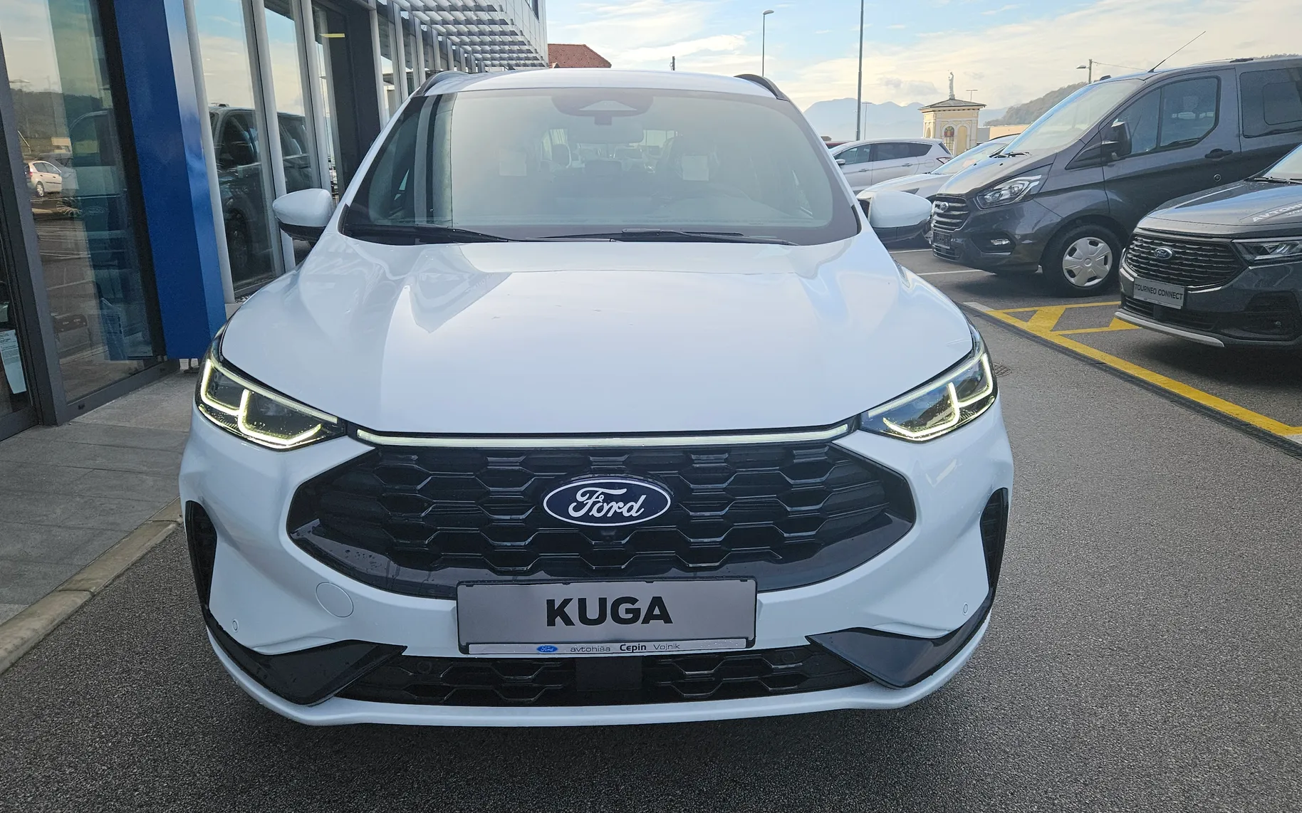 Zunanja slika - Ford Kuga - 2.5 Duratec FHEV ST-Line - 2
